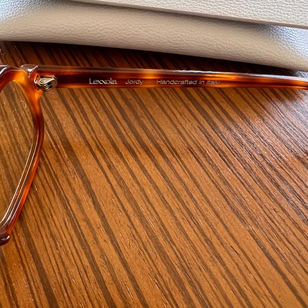 Lexxola Brown Sunglasses - Picture 8 of 8